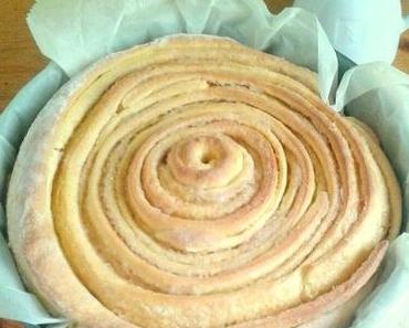 Karottenkuchen mal ganz anders: Carrot Cake Roll aus “Mara’s Sweet Goodies” Backbuch