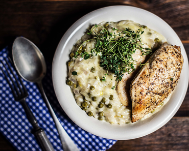 Erbsenrisotto mit gebratener Putenbrust