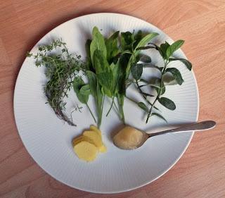 Der ultimative Erkältungstee (+ Tipps gegen die Sommergrippe)