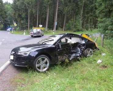 Schwerer Verkehrsunfall Brandscheid Vier Verletzte