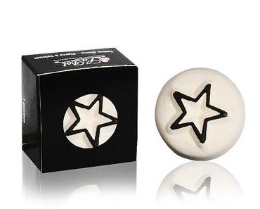 Sommertrend: Body Art Tattoos und Zehenringe