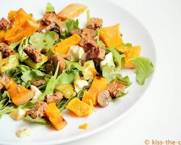 Warmer Kürbissalat mit Champignons und Avocado