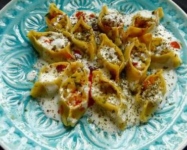 Manti mit Kichererbsenfüllung