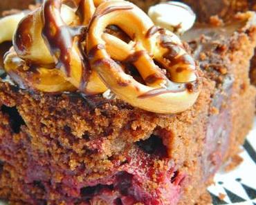 AUFGEBREZELTE BROWNIE SCHNITTEN