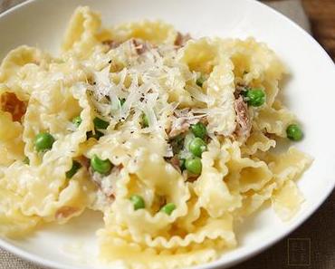 Pasta mit Parmaschinken und Sahnesoße