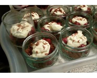 Rezept: Schwarzwälderkirschtorte im Glas