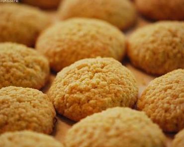 Hirseflöckli {Ein Schweizer Guetzli zur Weihnachtszeit}
