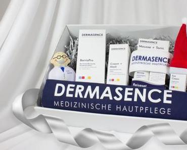 Teddyelfe spielt Weihnachtselfe