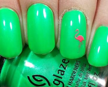 [Nails] Flamingo-Nägel mit China Glaze "In the Limelight"