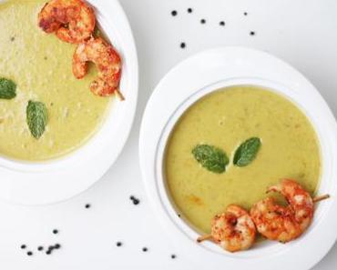 Erbsensuppe mit Shrimps in Zitronen-Pfeffer-Marinade