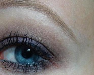 Look: Violette Smokey Eyes mit ASTOR