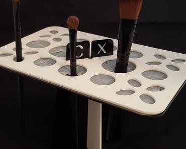 Gewinne einen Lufttrocknender Make-Up Pinselhalter