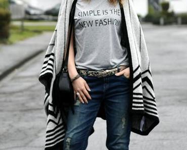 Outfit: Casual Streetstyle with Poncho, Pumps and Boyfriend Jeans