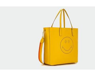 „Ebury Smiley“-Tote von Anya Hindmarch