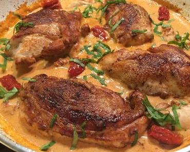 LOW CARB FOOD | Hähnchen in Tomaten-Frischkäse-Soße