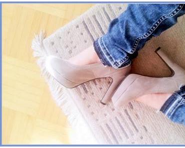 WHY do we fall in love with shoes???