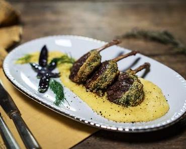 Lammkronen mit Kräuter-Brösel-Kruste & Cremepolenta