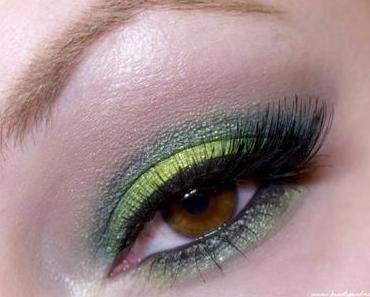 Green Smokey Halo Eye – AMU + Blogparade