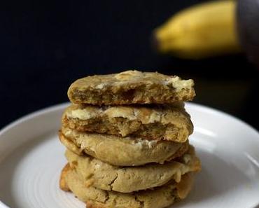 Endlich! Avocado White Chocolate Chip Cookies!