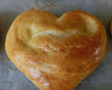 Milchbrötchenherzen – cœurs de pains au lait