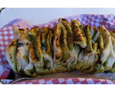 Zupfbrot mit Bärlauchpesto