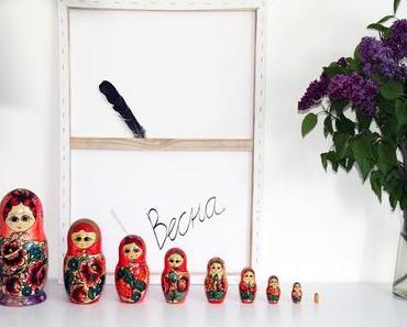 Russischer Frühling mit Matrjoschka
