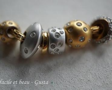 Kette mit verschiedenen Anhängern