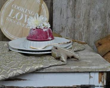 gefrorenes Törtchen mit Brombeeren / Frozen Blackberry Cake