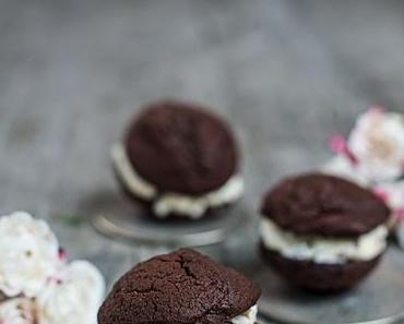 Whoopie Pies mit Chocolate Chip Eis mit Buchtipp