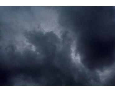 Foto: Eine Gewitterfront zieht durch