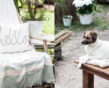 Gemütliche Feuerstelle mit sommerlichem Flair