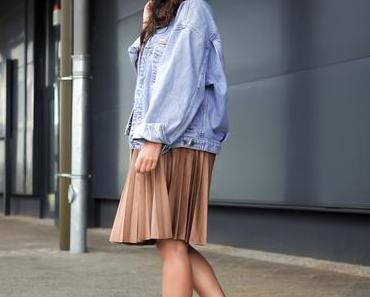 Oversize Denim Jacket and Pleated Skirt