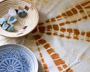 DIY Shibori inspirierte Kissen und Tischdecken