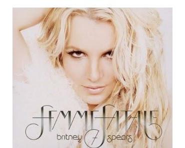 Britney Spears -  Seal It With A Kiss