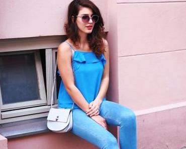 Ruffled Camisole and Skinny Jeans