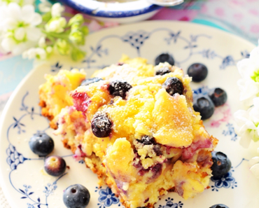 Blaubeer Zauberkuchen mit Karamellguss