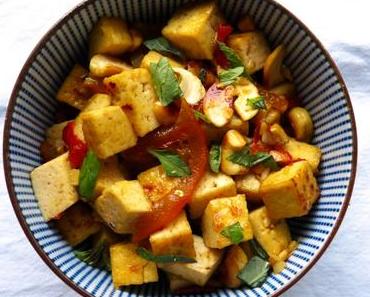 Süß-Scharfer Tofu mit Cashew-Kernen {Reklame}