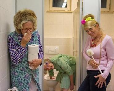 A 10 Abfahrt Michendorf:  Die Proben von Werner Schwab´s Theaterstück  „Die Präsidentinnen“ / Aufgeführt von „Kleine Bühne“