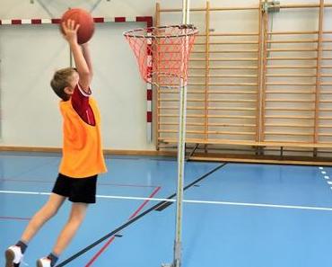 Schulferienprogramm: Mini-Basketball schon fast wie die Grossen
