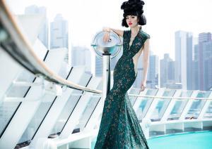 AIDAluna wird zur Bühne für Kult-Fashion-Show von Jessica Minh Anh vor der New Yorker Skyline