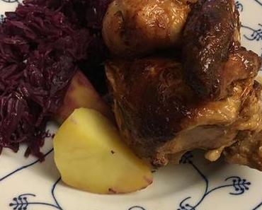 Halbes Hähnchen vom Weihnachtsmarkt + Reste vom Wochenende = lecker Abendessen #foodporn – via Instagram