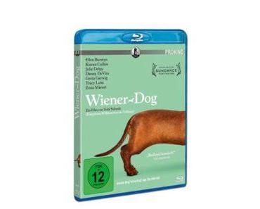 Gewinnt 2x die Blu-ray zur Episoden-Komödie „Wiener Dog“ mit Greta Gerwig & Danny DeVito