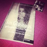 Rezension zu Im Glashaus - gefangen zwischen Welten