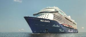 Mein Schiff 6 wird in Hamburg getauft