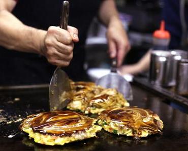 Okonomiyaki: Japanische Pfannkuchen – zum Ausrasten gut