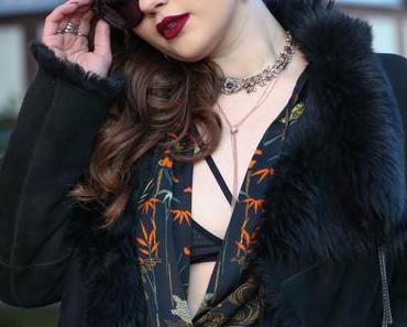 Black Outfit w/ Details