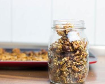 Banana Granola mit Buchweizen