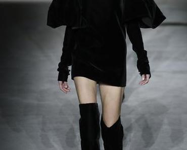 Yves Saint Laurent – Fashion Week Paris Herbst / Winter 2017 / 2018