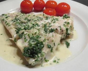 Schellfischfilet in Kräutersauce mit Cherrytomaten