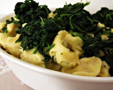 Überbackene Tortelloni mit Spinat